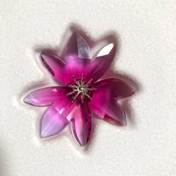 swarovski dilicia fushsia rain flower figurine - Picture 2 of 3